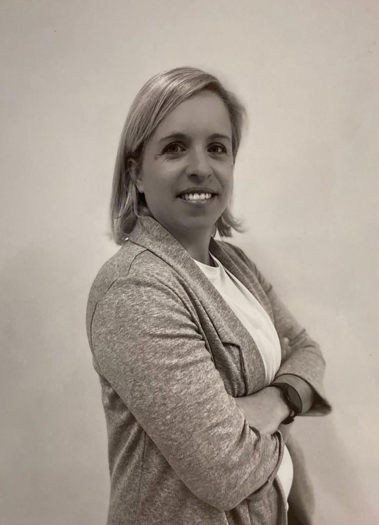 Nina Zach